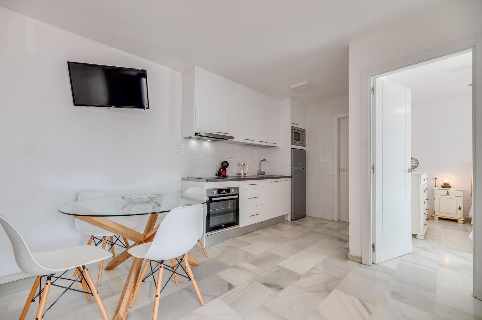 Con Amplio Porche Y Bbq Appartement Benalmádena